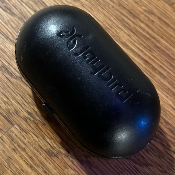 Jaybird Run Bluetooth ear buds - Picture 1 of 2